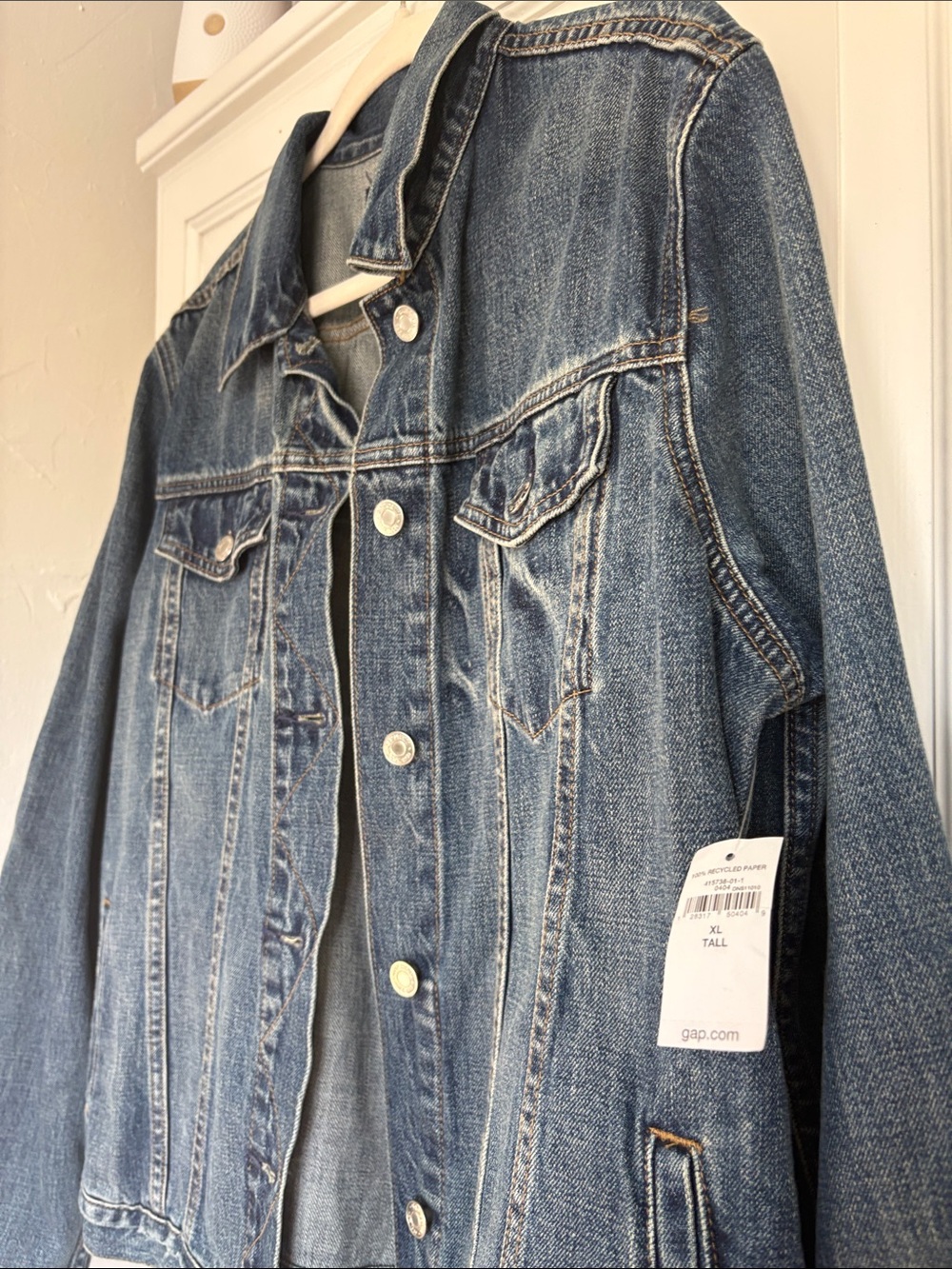 NWT GAP XL Tall Medium Blue Denim Jacket with Button Front - Picture 3 of 7